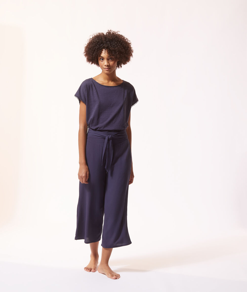 Pantalón 7/8 con lazada índigo.