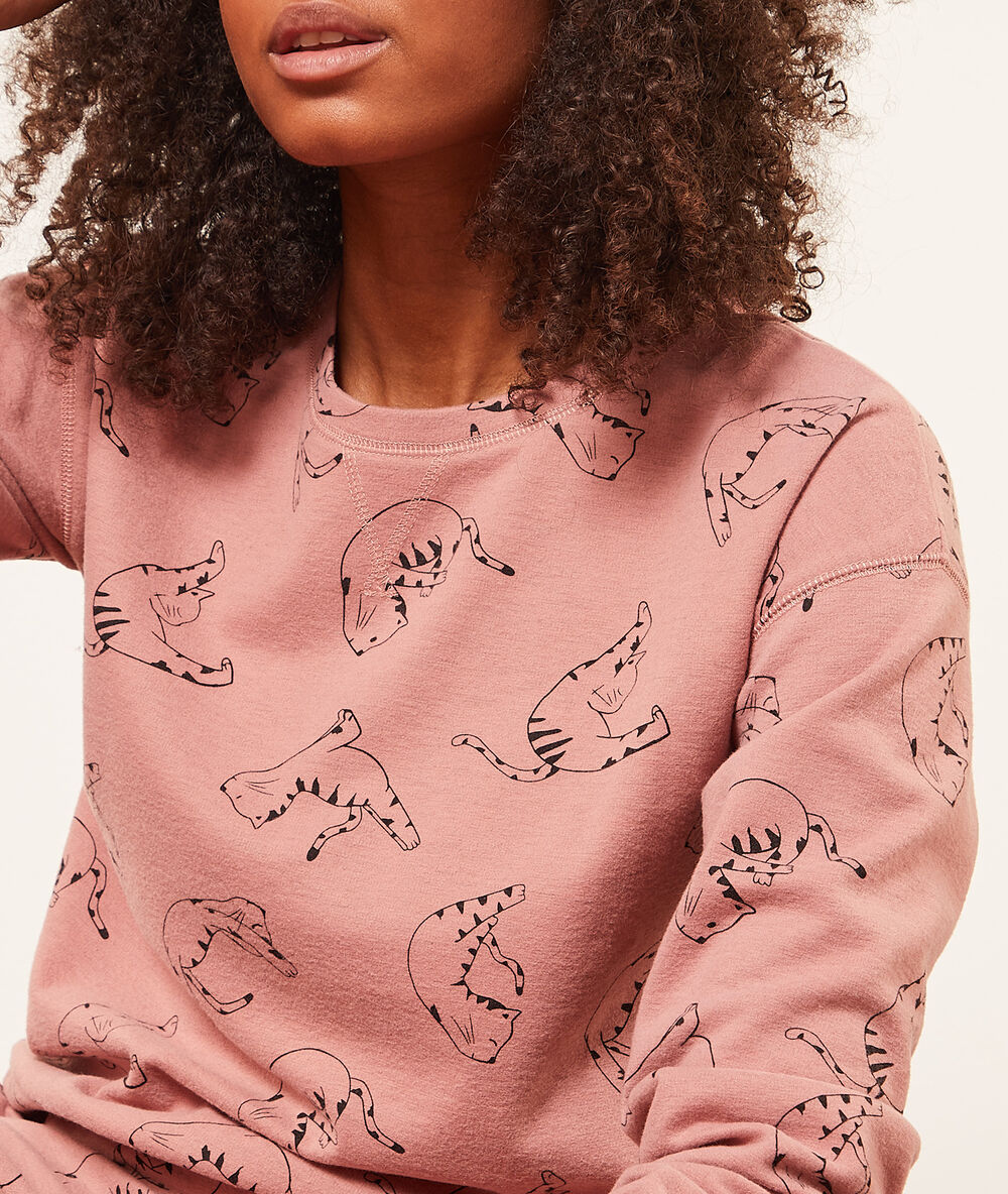 Camiseta manga larga estampado gatos rosa.