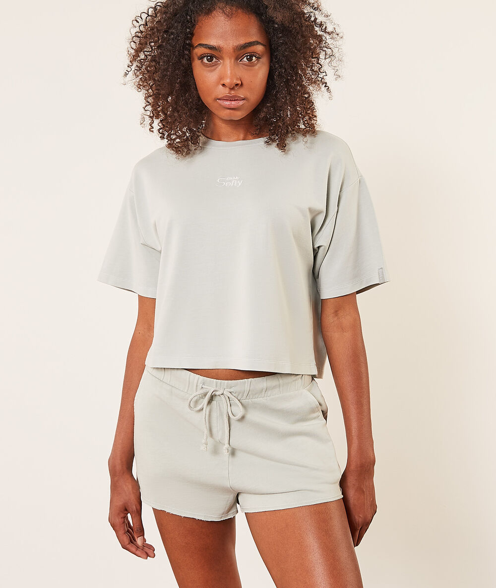 Camiseta manga corta celadón.