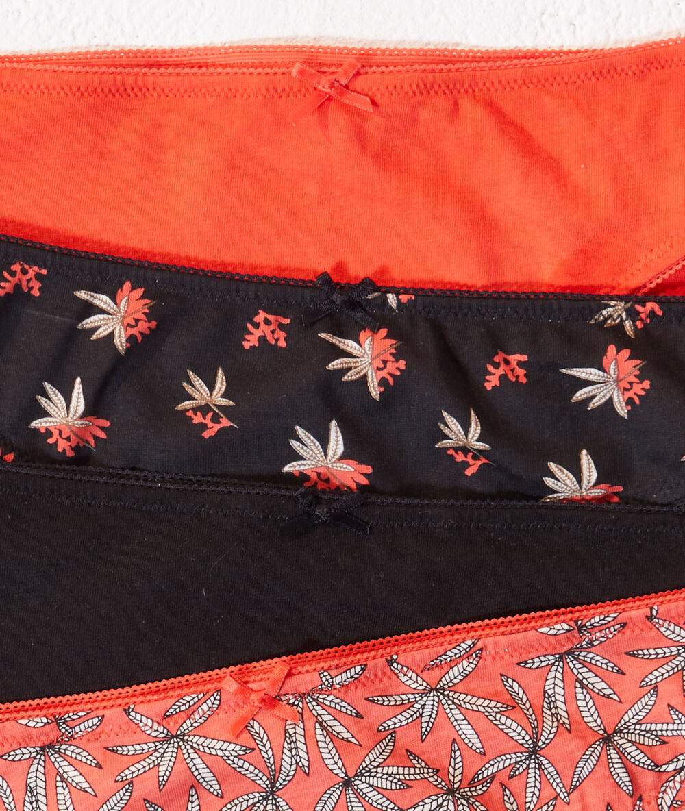 Lote de 4 braguitas estampadas rojo.