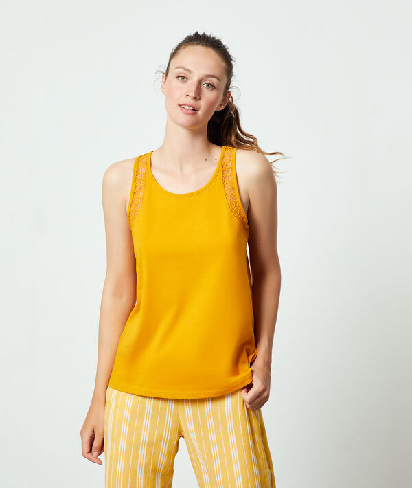 Top con motivos guipur Top con motivos guipur;${refinementColor}