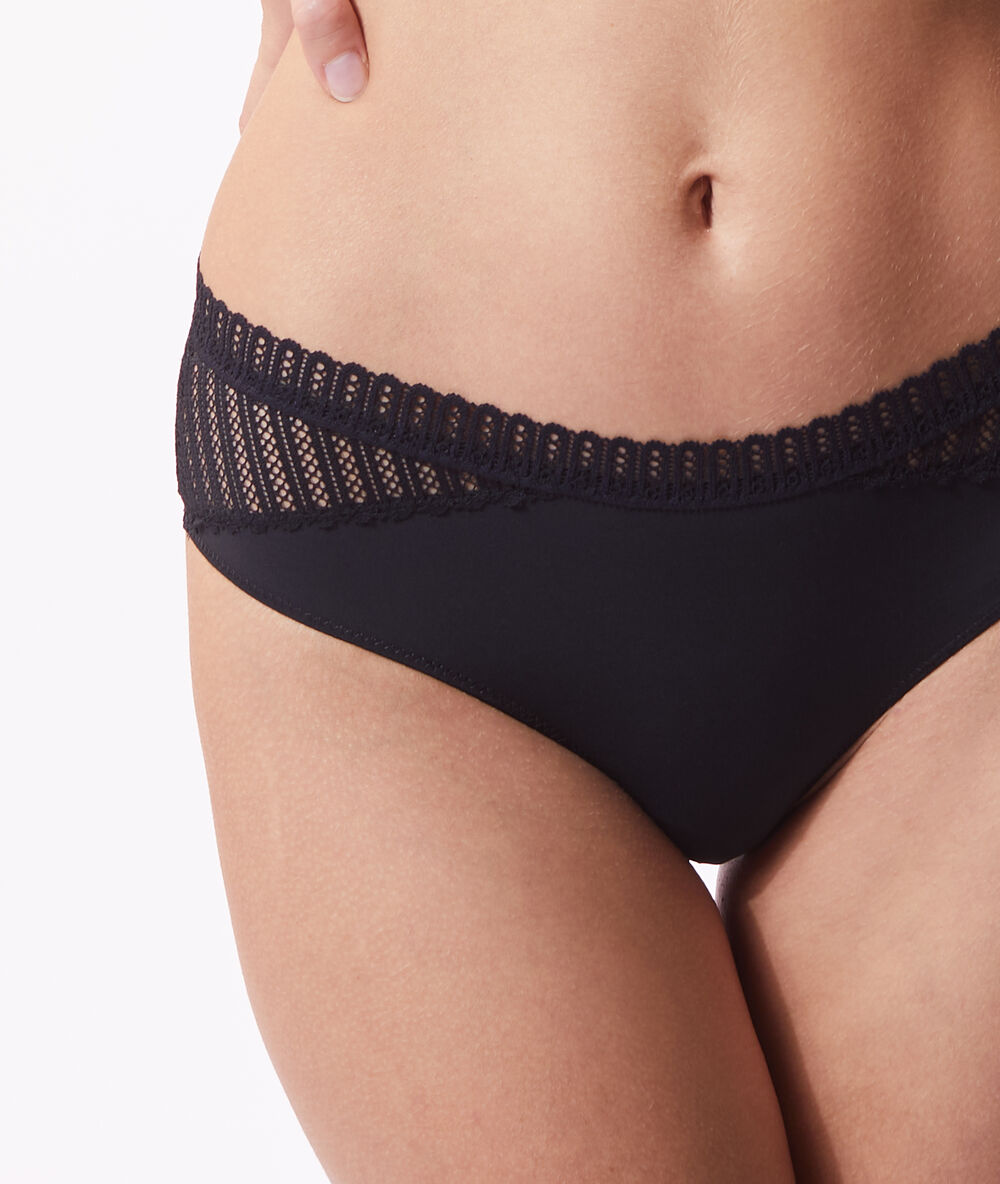 Culote de encaje y microfibra negro.