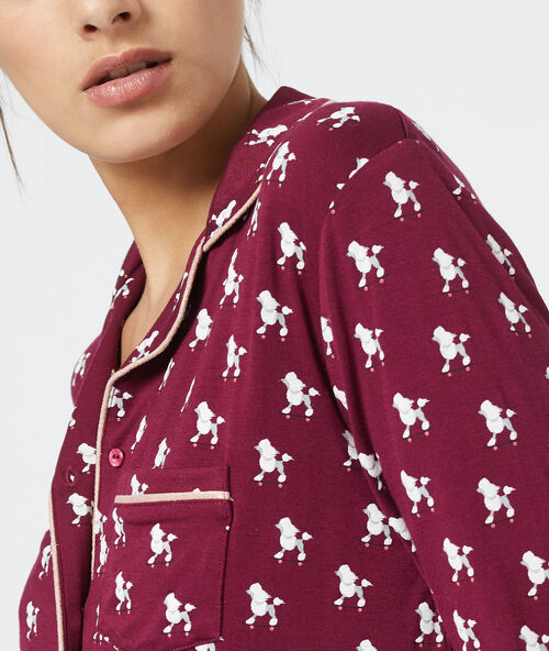 Camisa pijama estampado caniches burdeos.