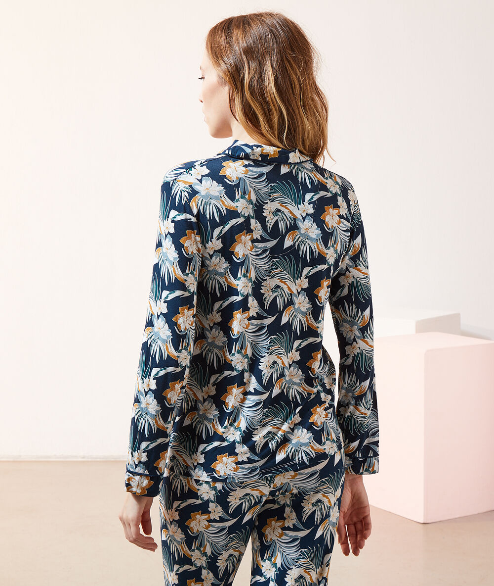 Camisa pijama estampado tropical turquesa.