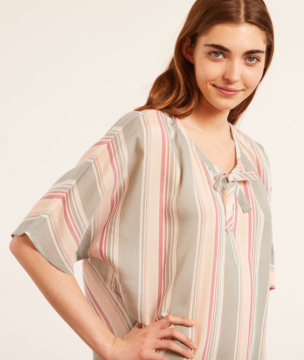 Camisón corto, estampado rayas celadón.
