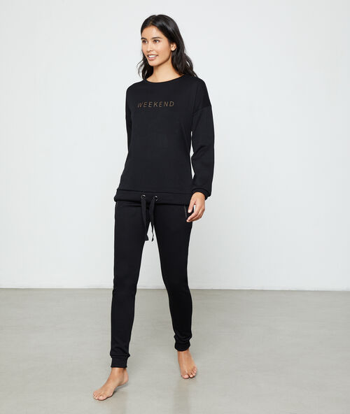 Pantalón homewear negro.
