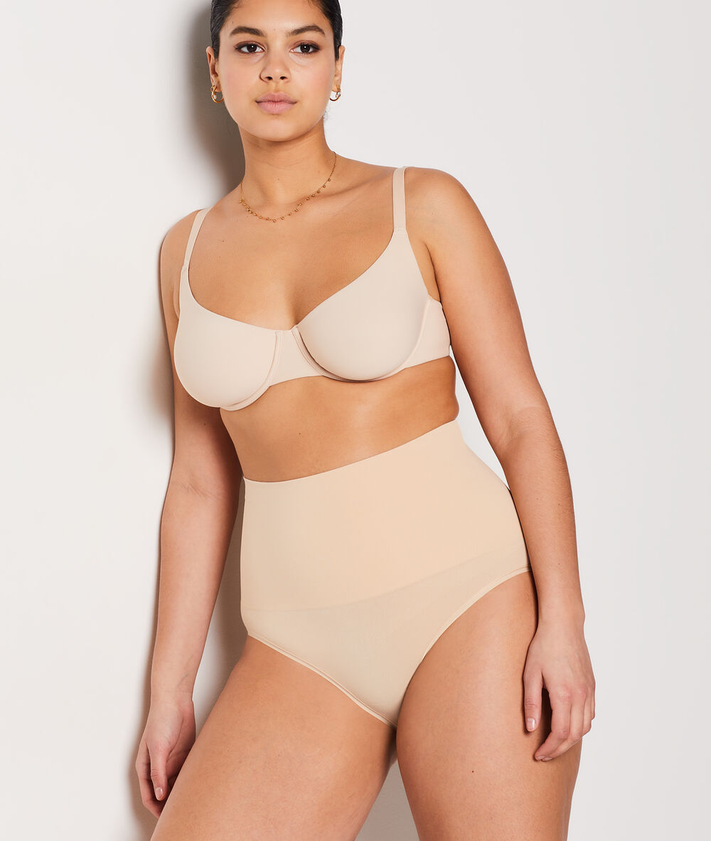 Braguita talle alto. sujeción media c.beige.