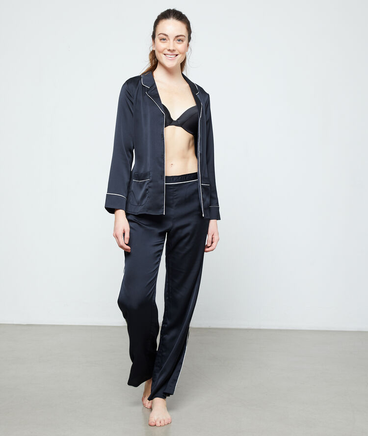 Pantalón pijama de satén negro.