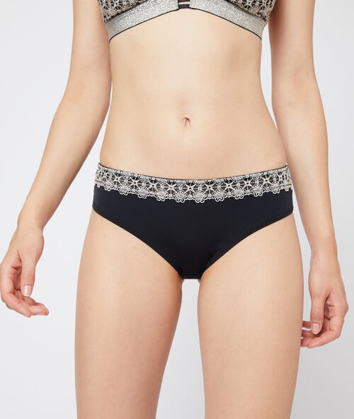 Braguita brasile&ntilde;a de encaje y microfibra, fibras metalizadas oro.