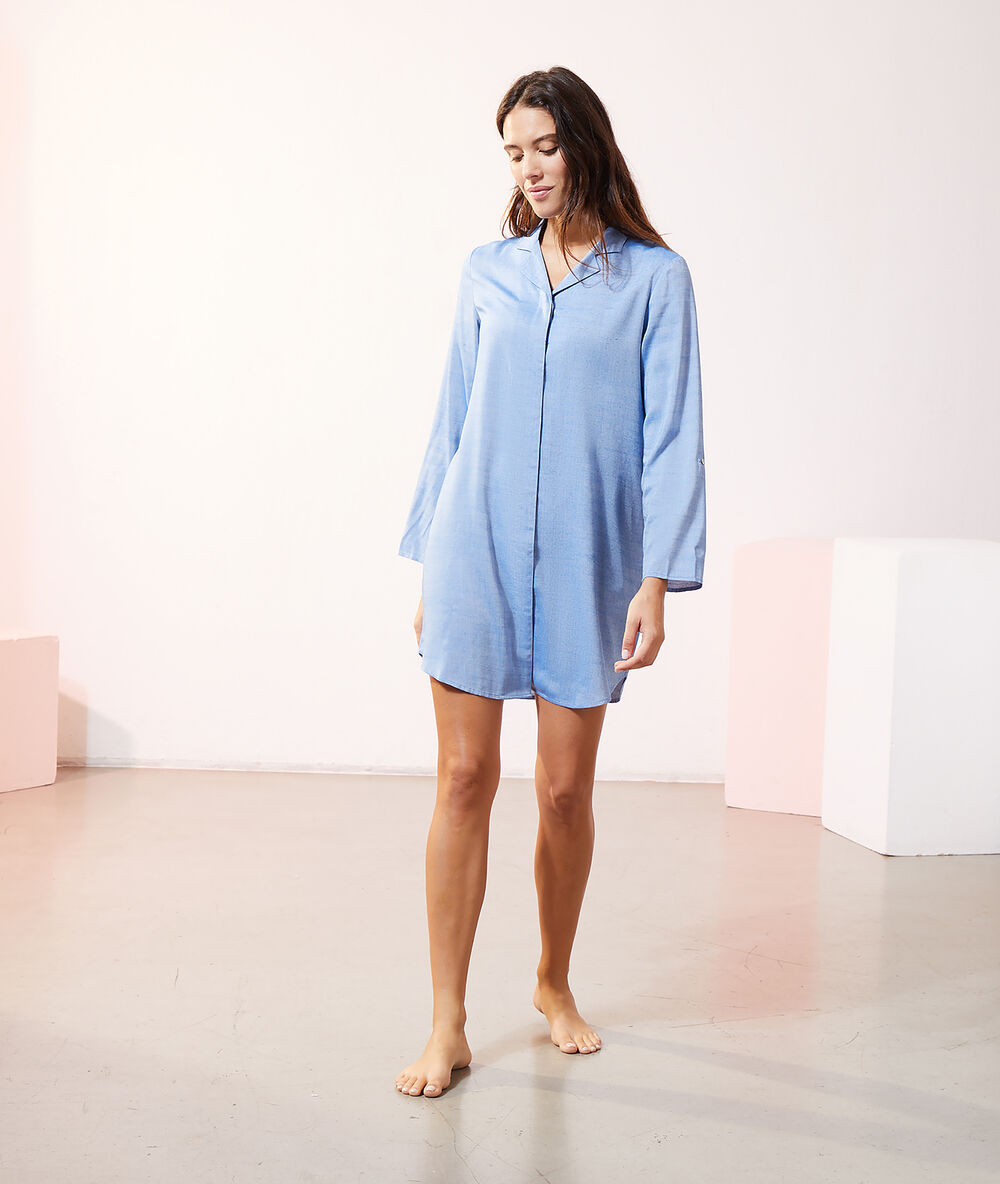 Camisón camisero azul.