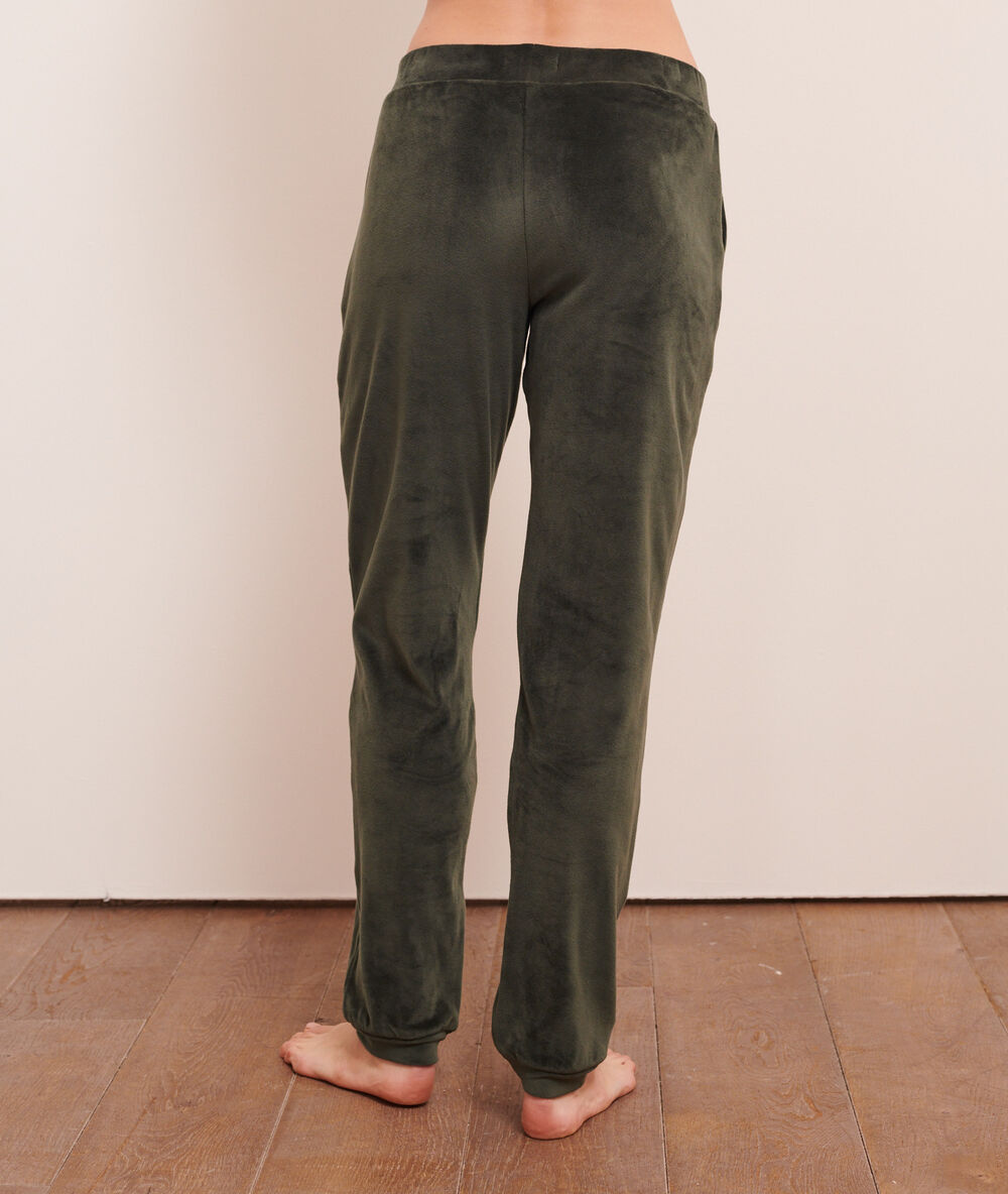 Pantalón hogareño caqui.