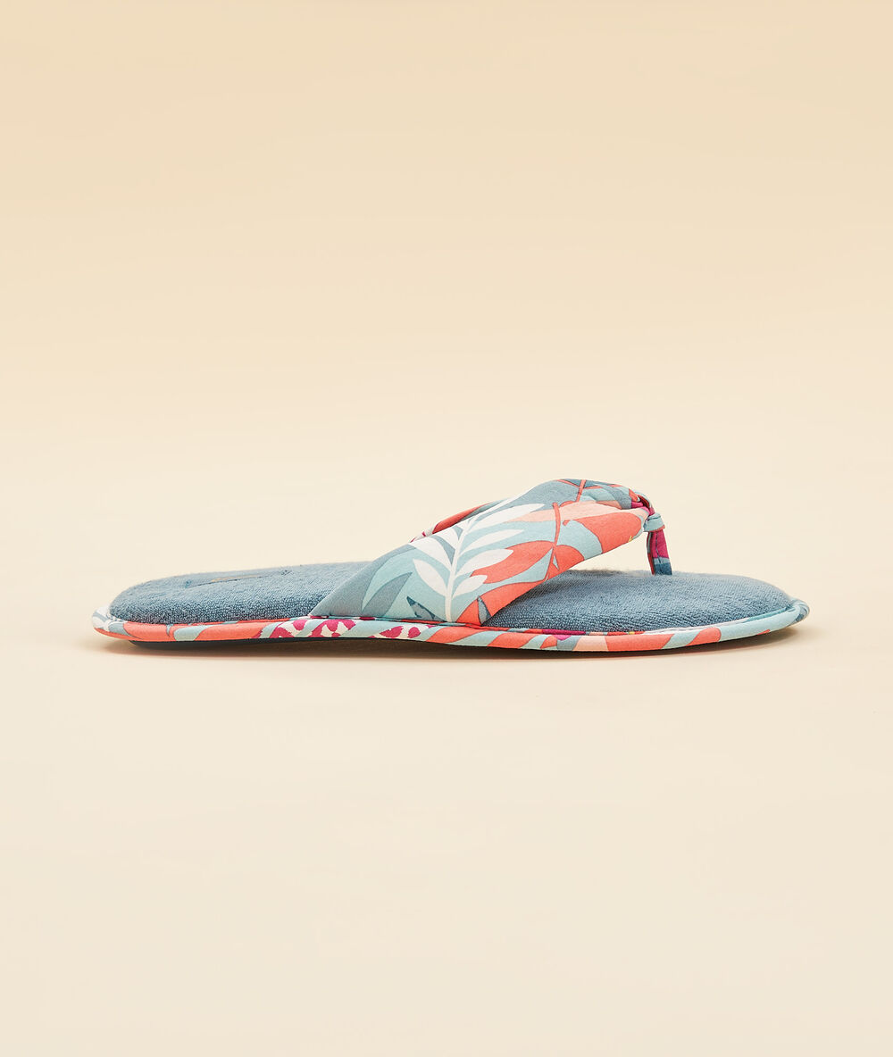 Zapatillas tipo chancla, estampado tropical multicolor.