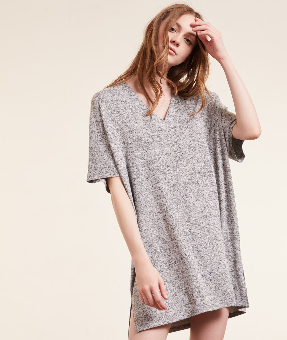 Camisón holgado, escote en v c.gris.