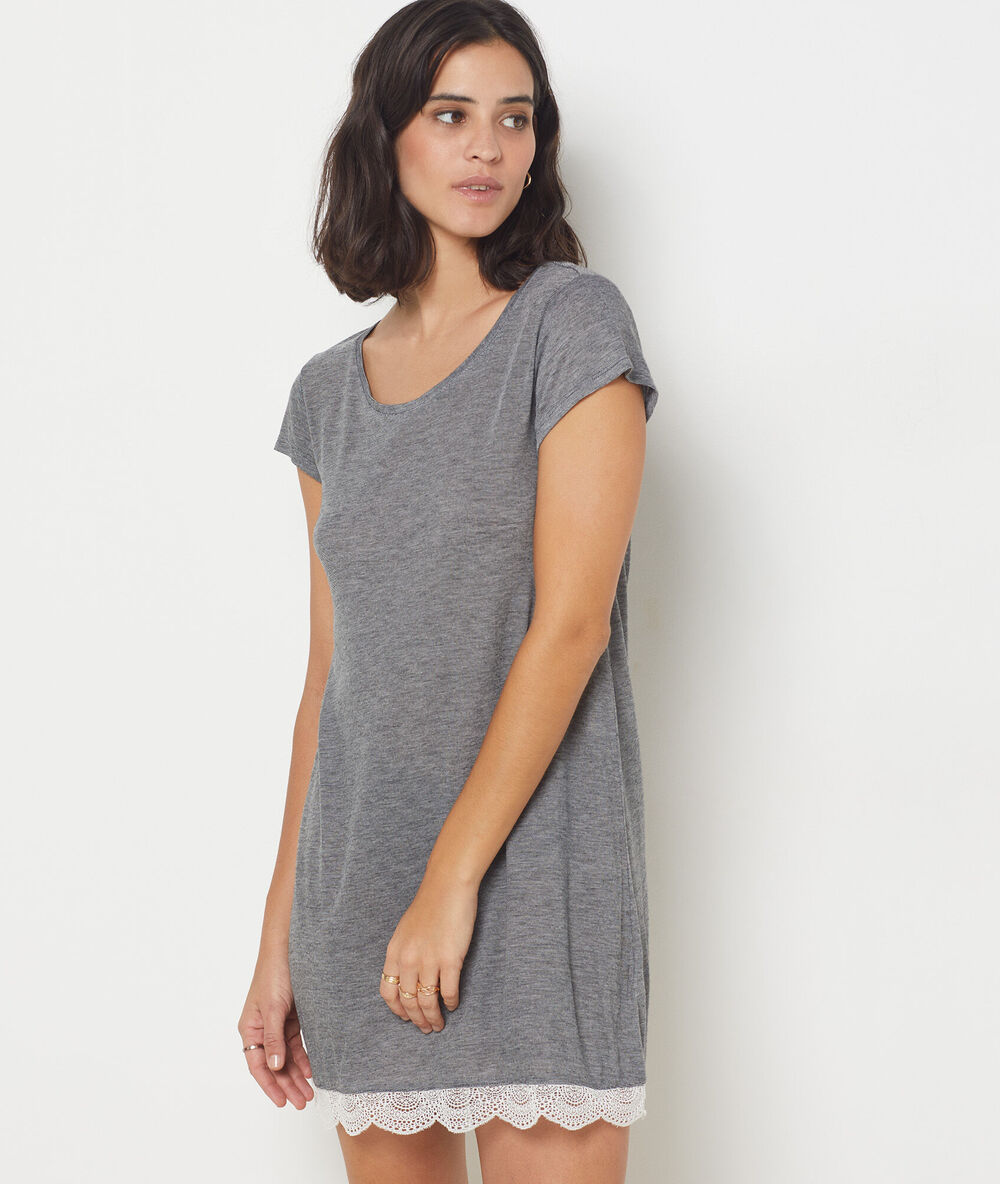 Camisón con motivos de encaje c.gris.