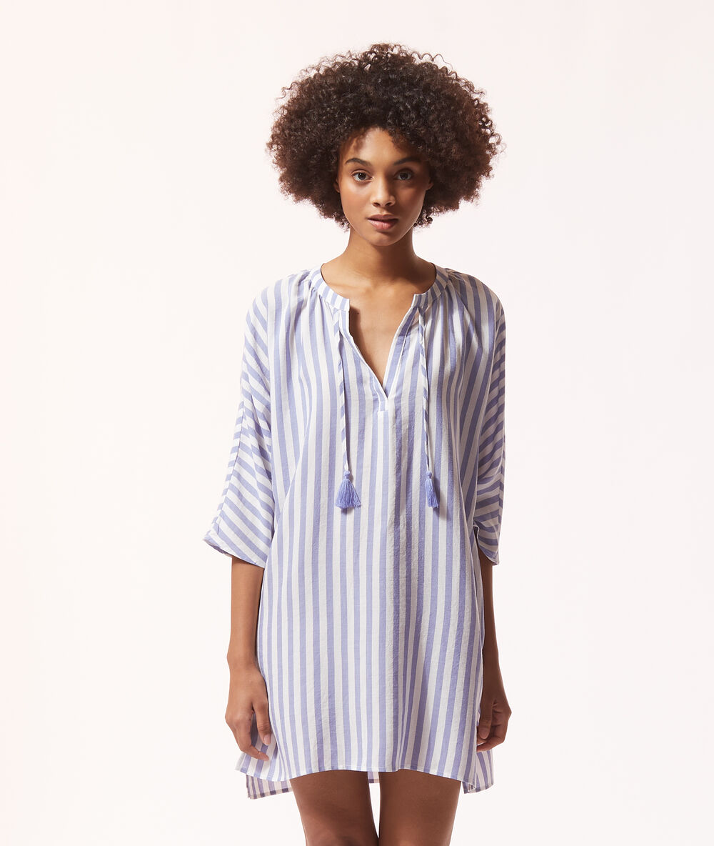 Camisón corto, estampado de rayas azul.