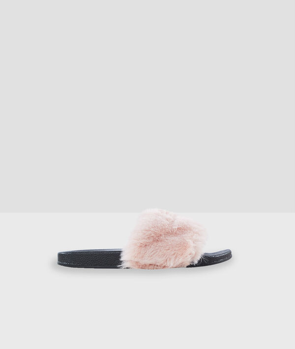 Zapatillas con tejido tipo peluche Zapatillas con tejido tipo peluche;${refinementColor}