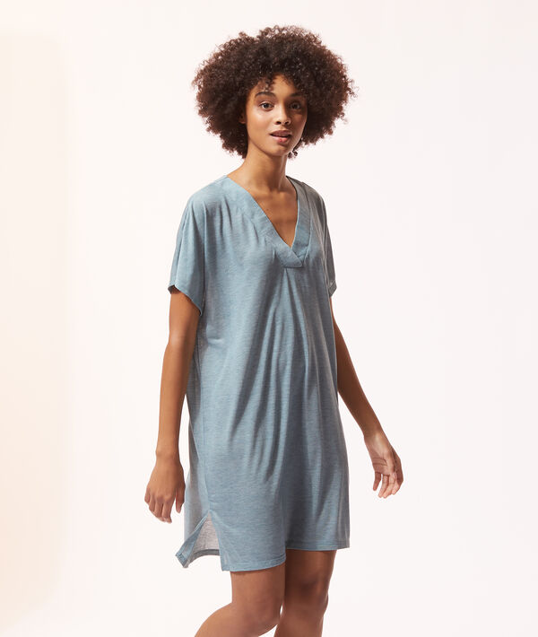 Camisón escote en V Camisón escote en V;${refinementColor}