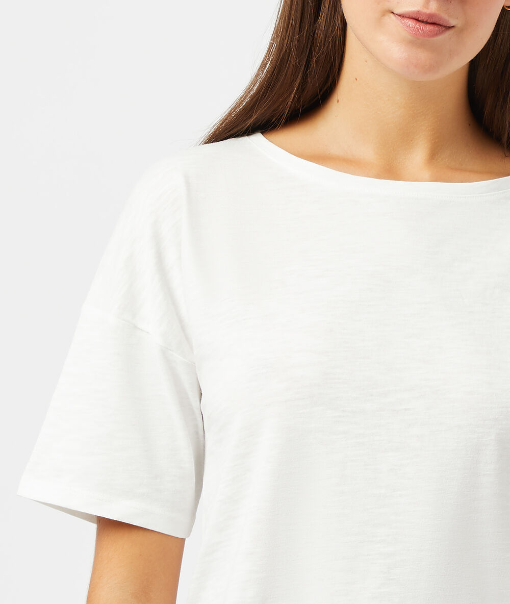 Camiseta lisa blanco.