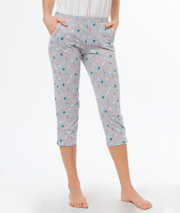 Pantalón tipo pirata estampado Pantalón tipo pirata estampado
