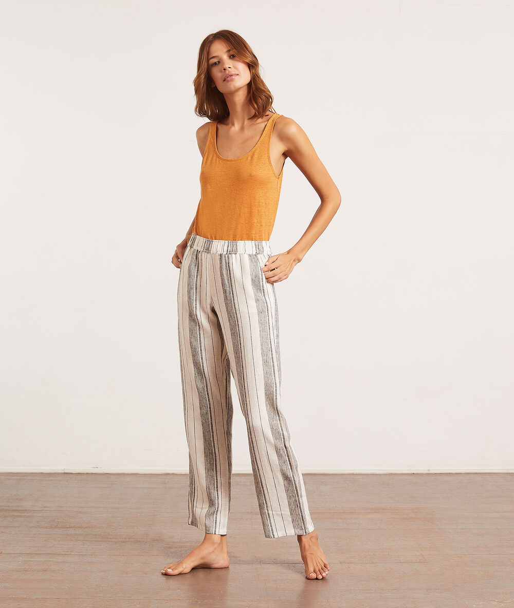 Pantalón pijama estampado de rayas crudo.