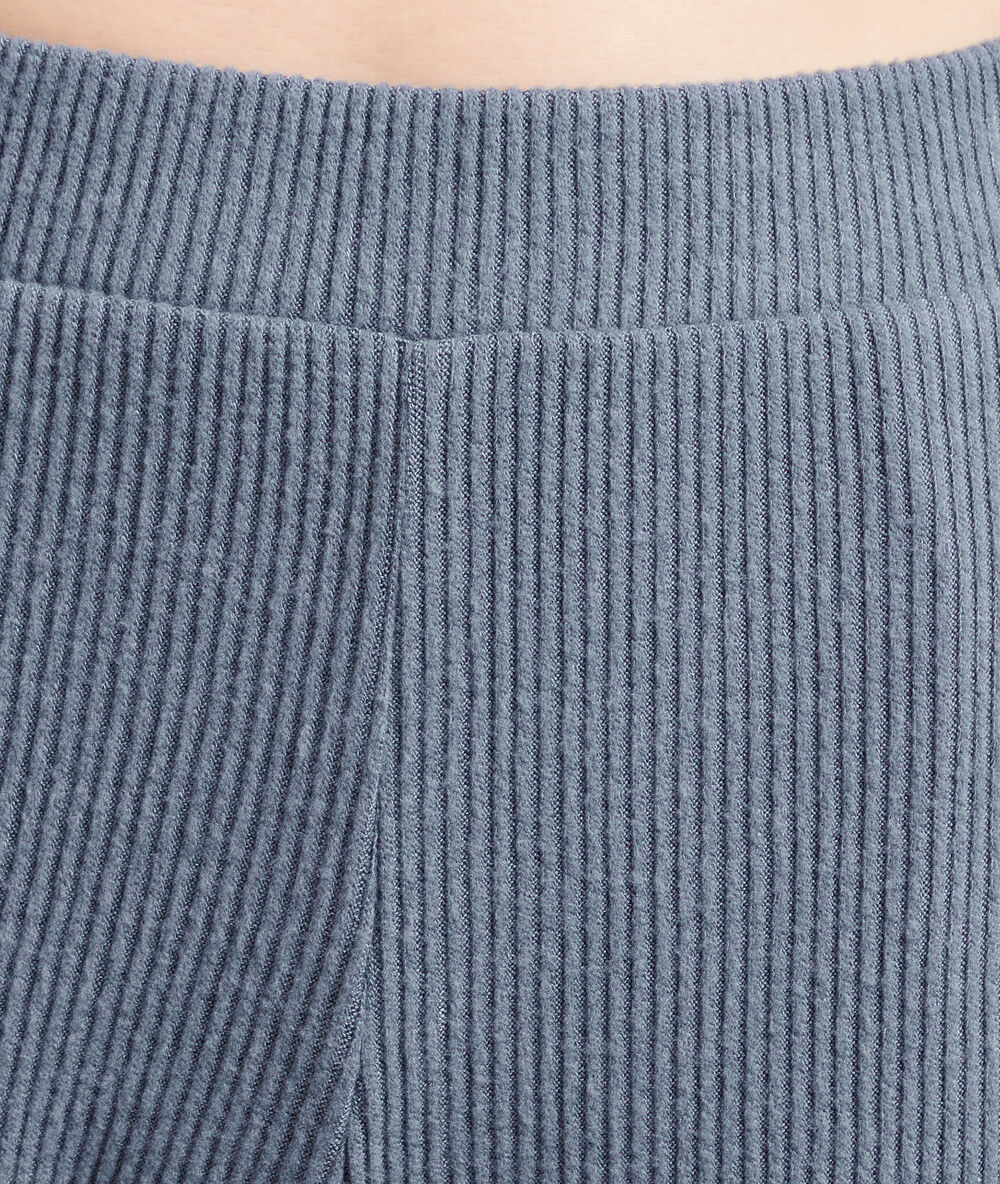 Pantalón jogger, tejido canalé azul.