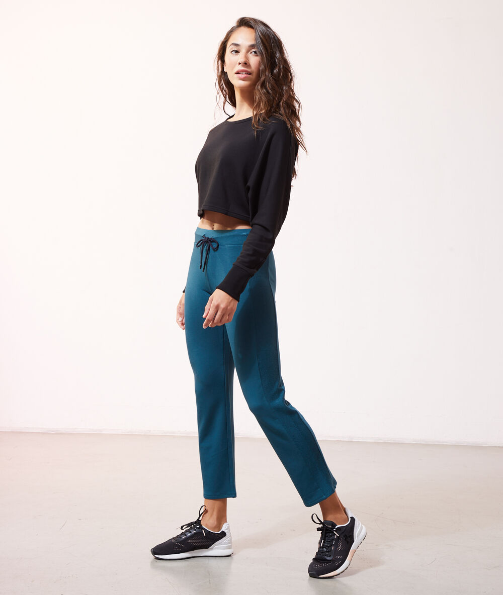 Pantalón deportivo 7/8 verde.