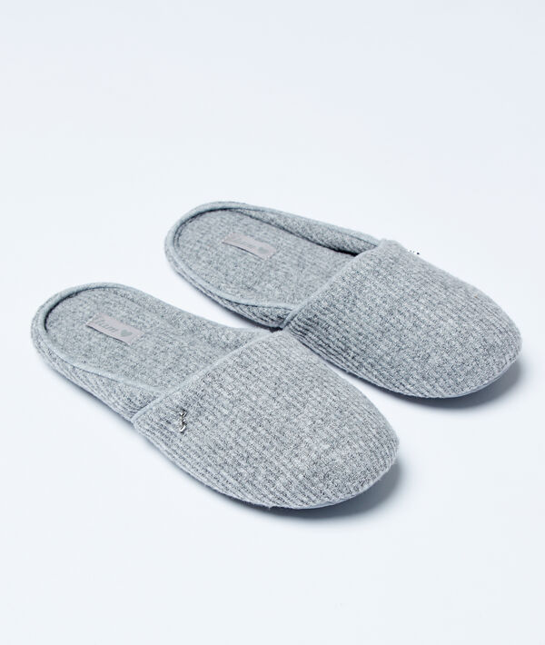 Zapatillas tejido canalé Zapatillas tejido canalé