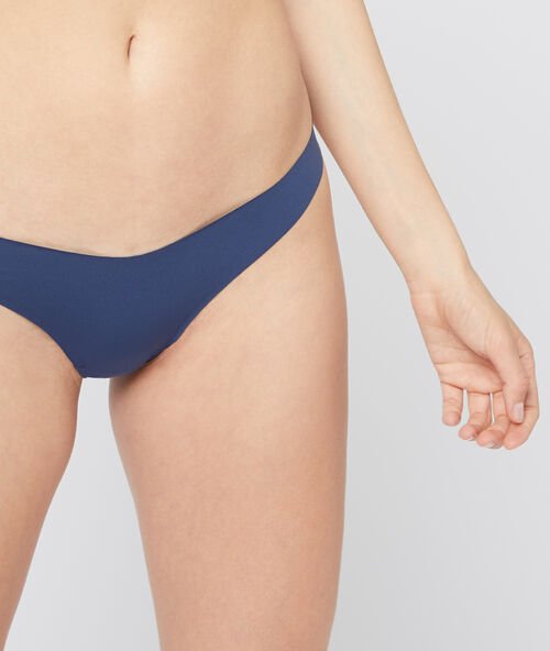Tanga de microfibra, finas rayas azul marino.