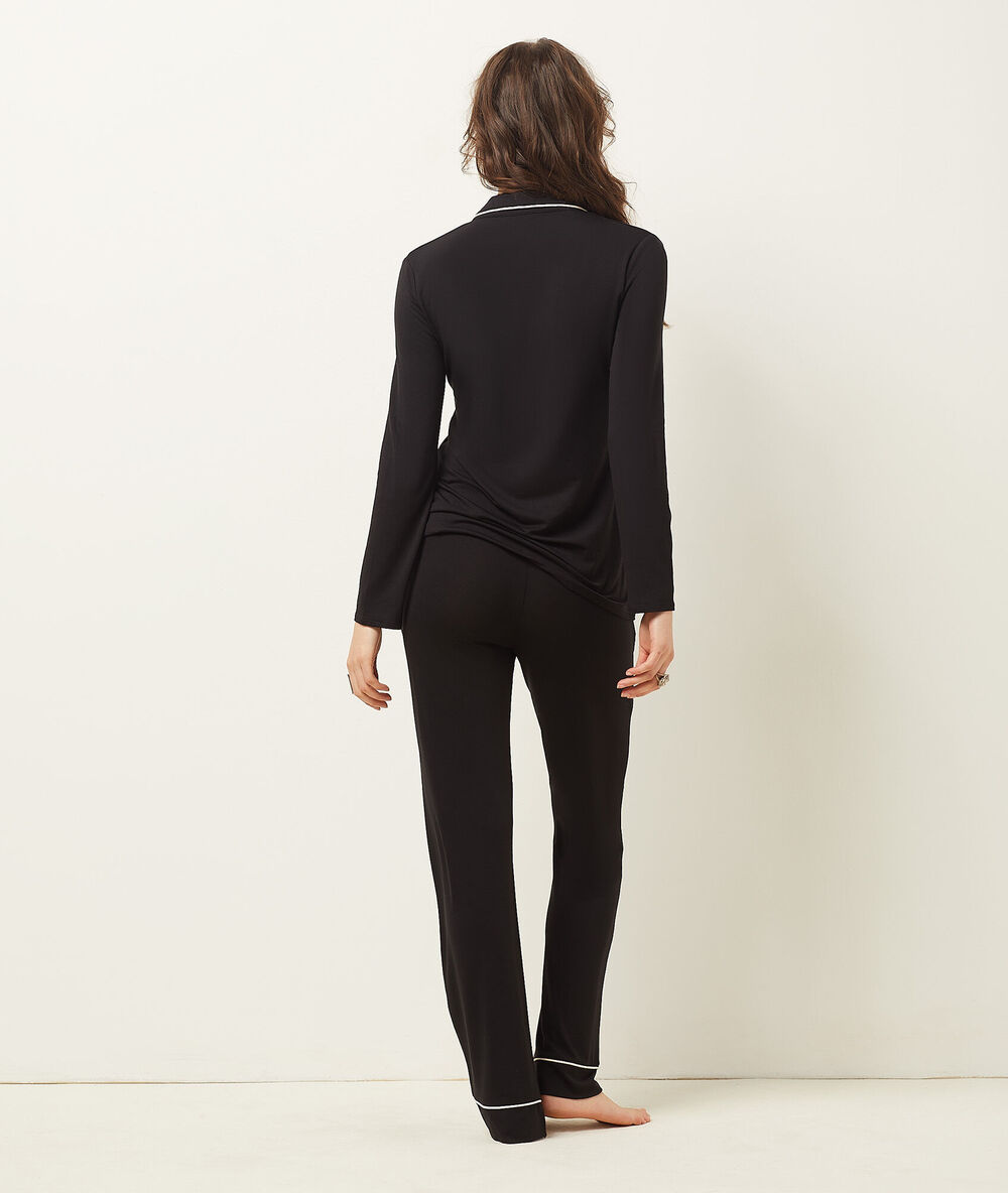 Pantalón pijama negro.