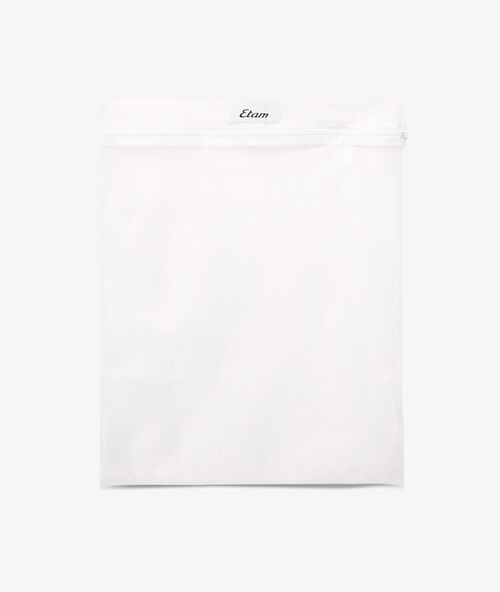 Bolsa de lavado blanco.
