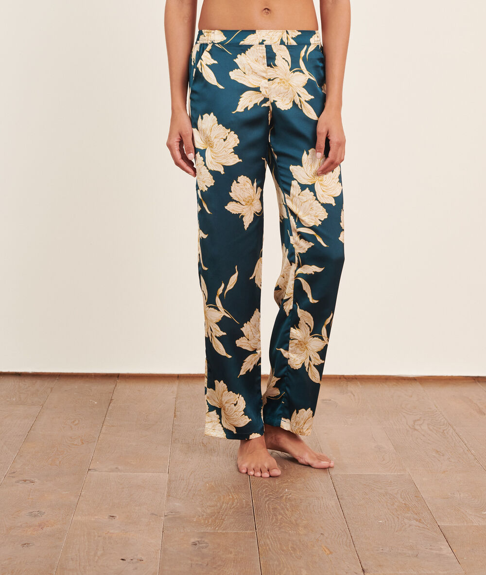 Pyjama 3 pièces satiné bleu canard.