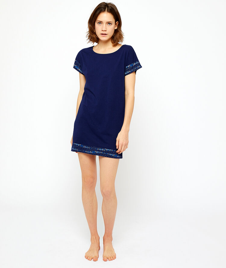 Camisón corto azul marino.