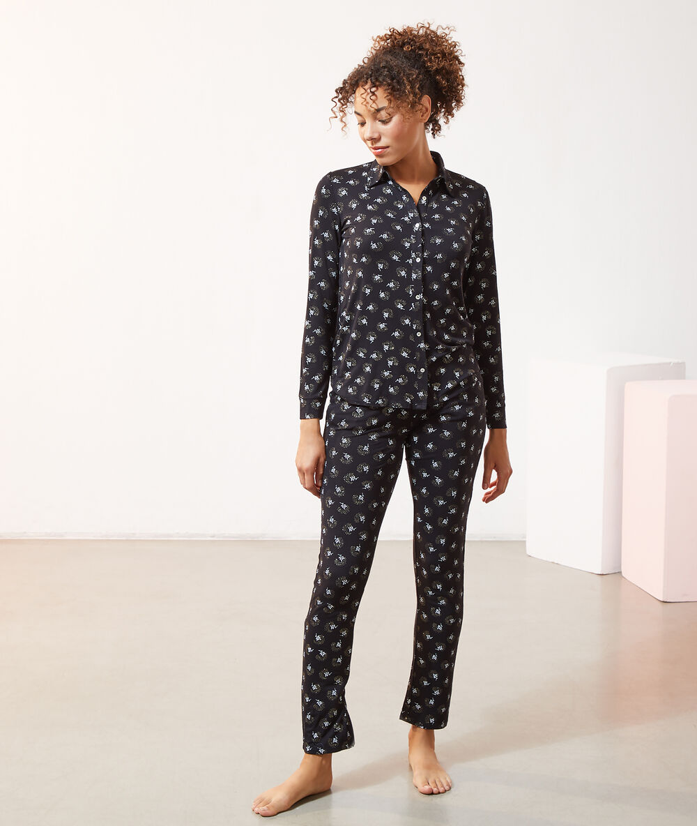Pantalón pijama estampado negro.