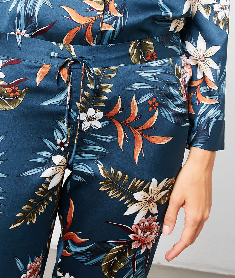 Pantalón de satén estampado azul.