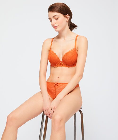 Tanga de encaje gráfico melocotón.