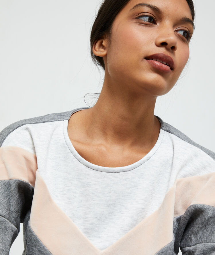 Sudadera homewear detalles gráficos c.gris.