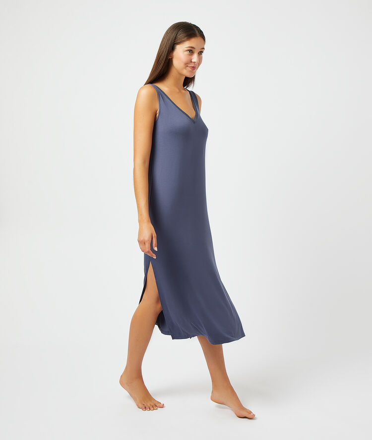 Camisón largo azul.