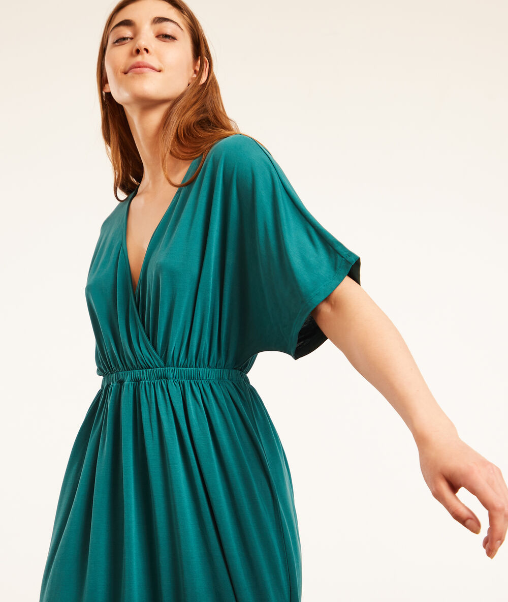 Camisón largo modal verde.