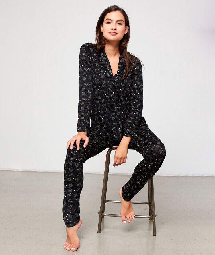 Pantalón estampado negro.