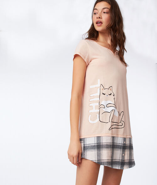 Camisón con dibujo de gato Camisón con dibujo de gato