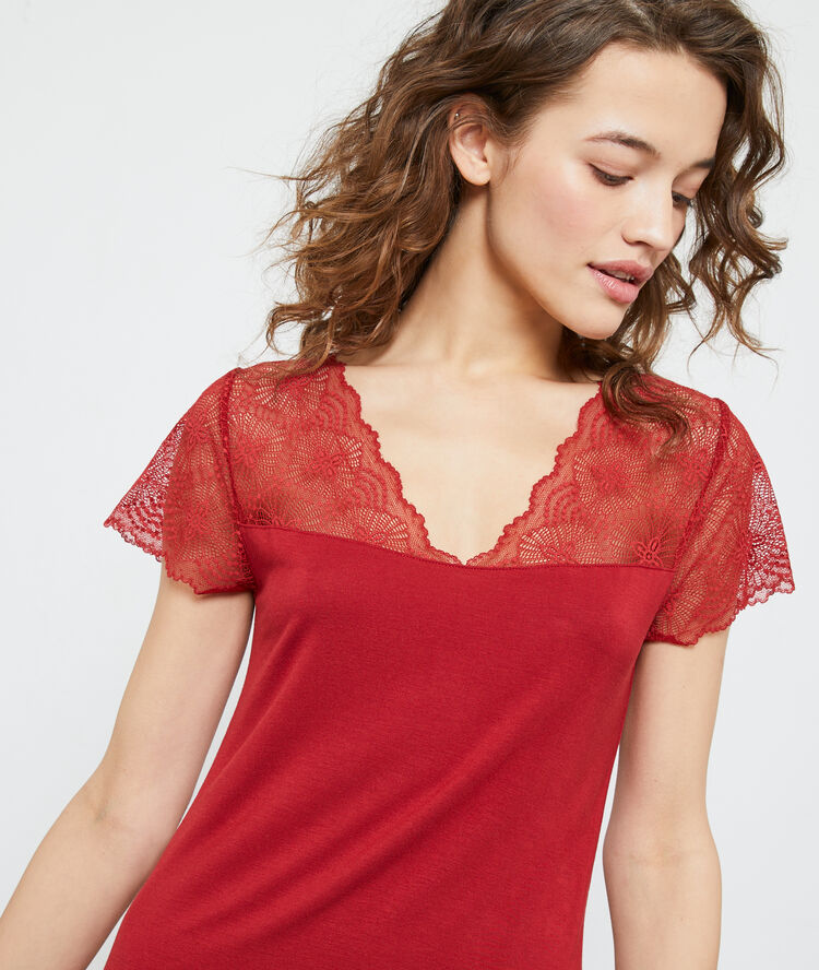 Camisón con motivos de encaje rojo teja.