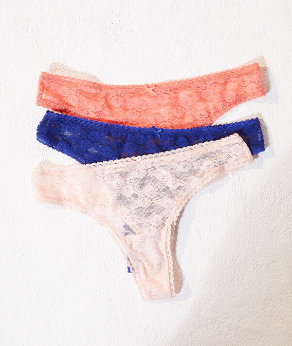 Lote de 3 tangas de encaje Lote de 3 tangas de encaje;${refinementColor}