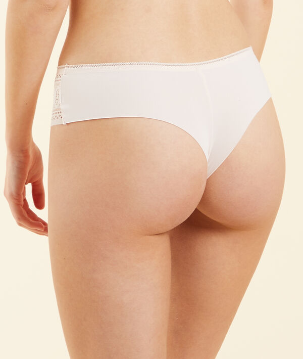 Tanga de encaje y microfibra Tanga de encaje y microfibra;${refinementColor}