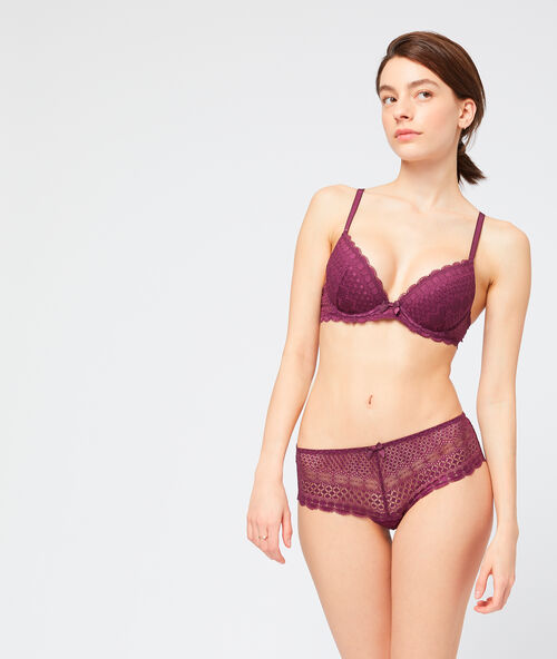 Soutien-gorge n°2 - push-up plongeant en dentelle prune.