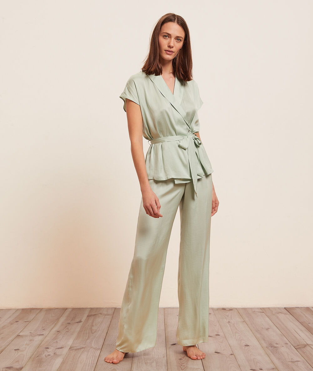 Pantalón pijama ancho de satén celadón.