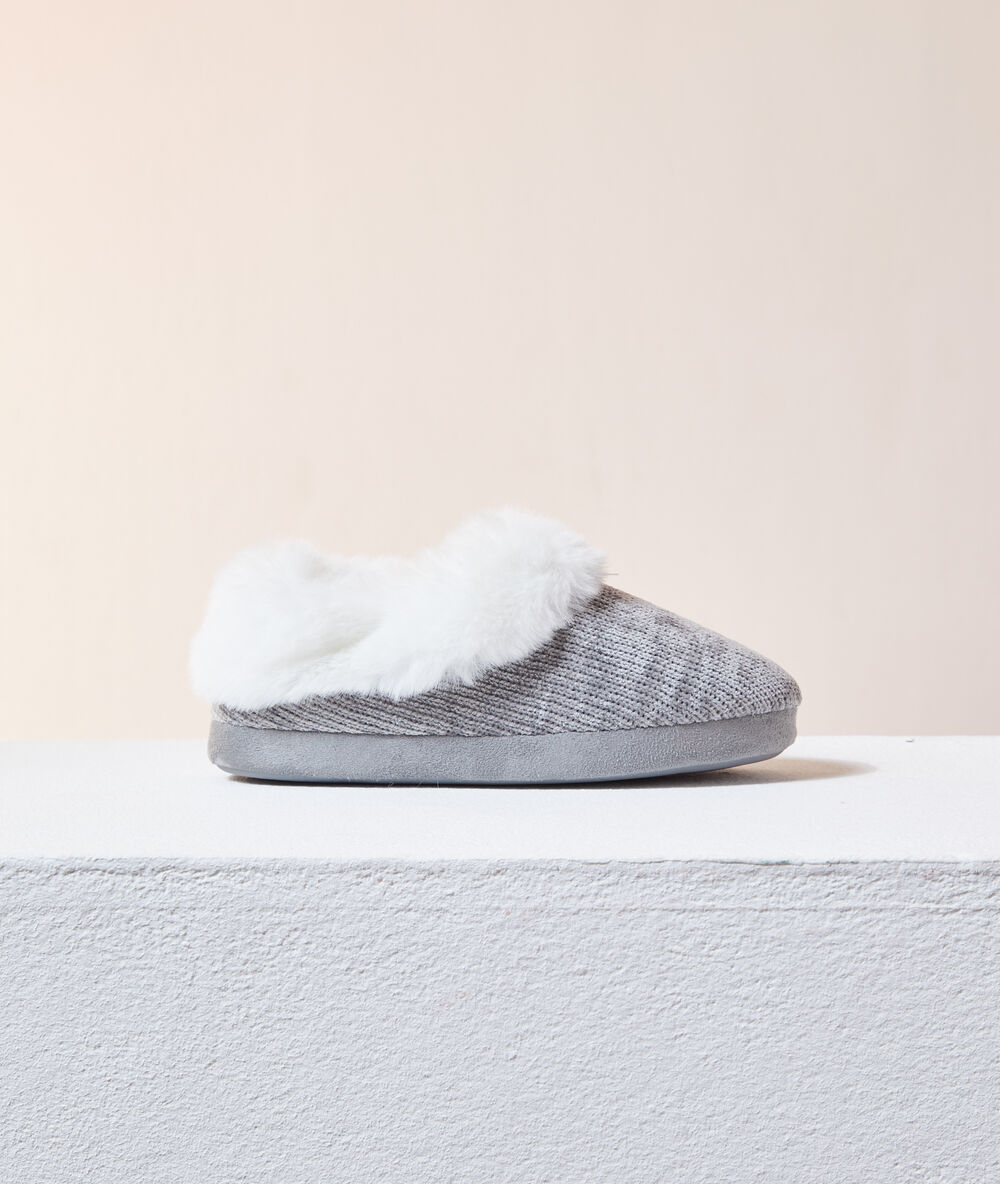 Zapatillas con forro interior c.gris antracita.