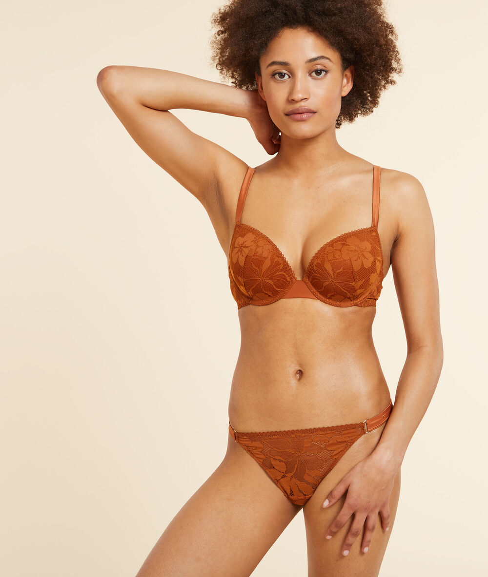 Braguita tira encaje floral cobre.