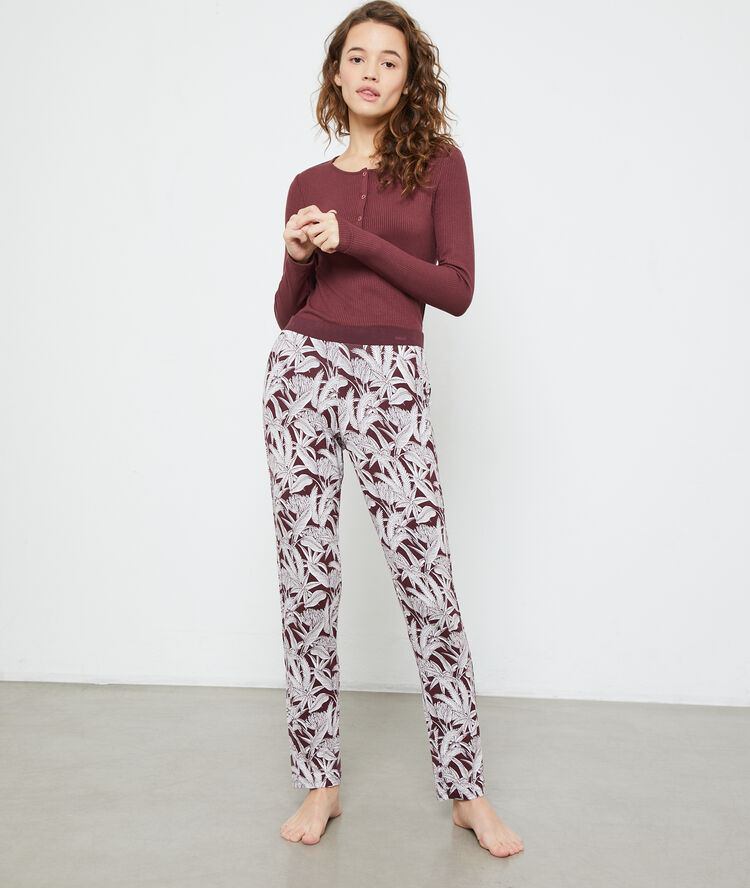 Pantalón estampado hojas marrón.