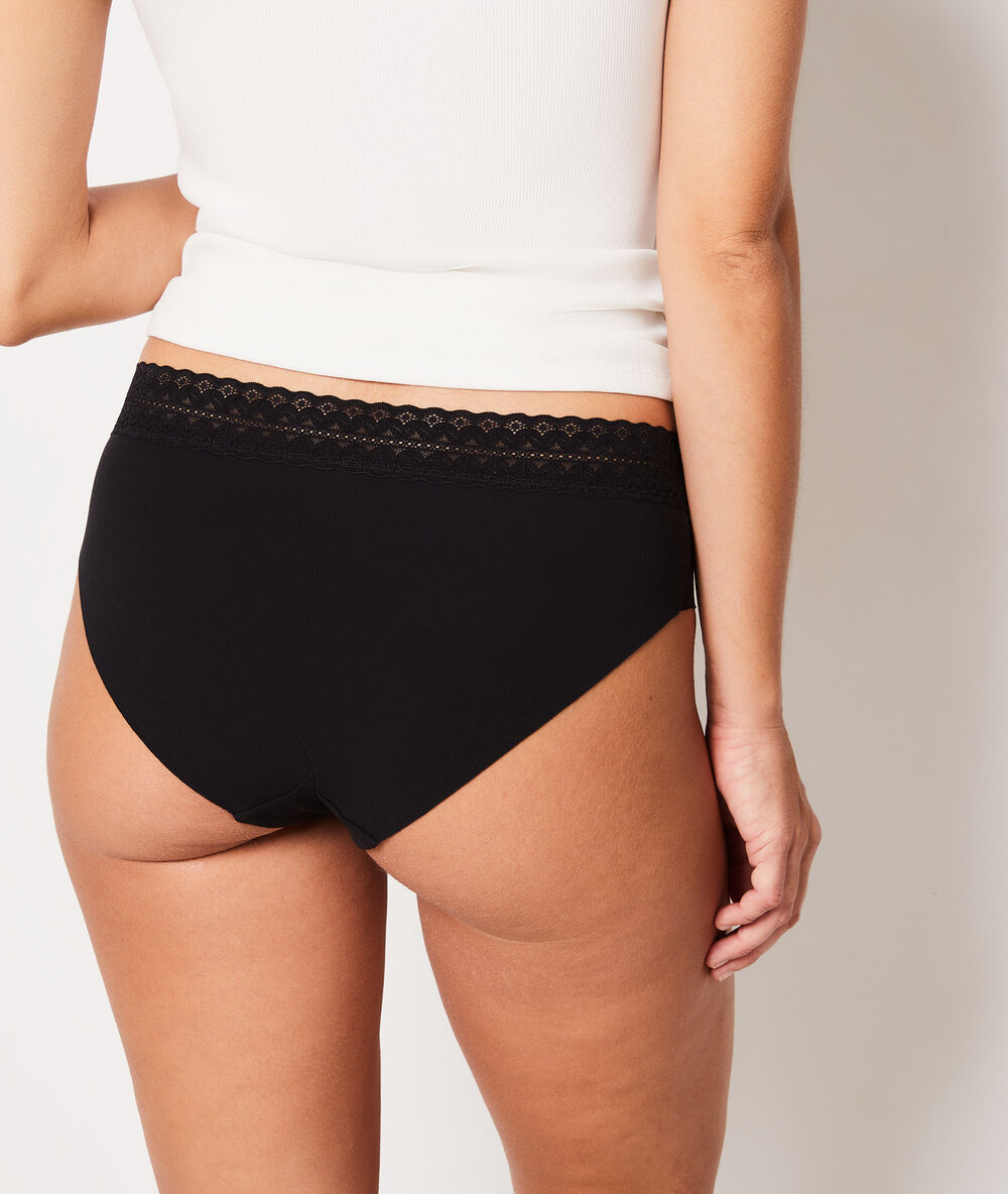 Culote de algodón, motivos de encaje negro.