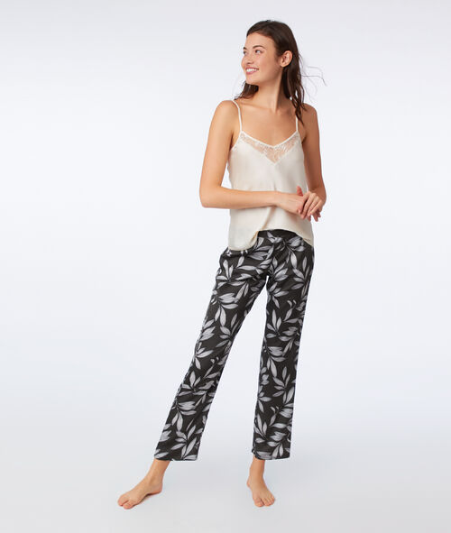 Pijama 3 piezas estampado hojas Pijama 3 piezas estampado hojas